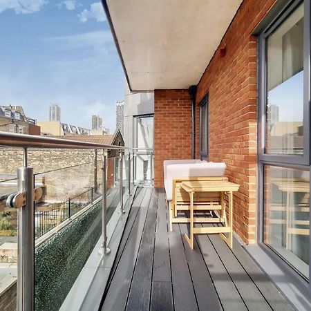 Luxury 2 Bed 2 Bath With Balcony New Build Apartment *South Central London* Extérieur photo